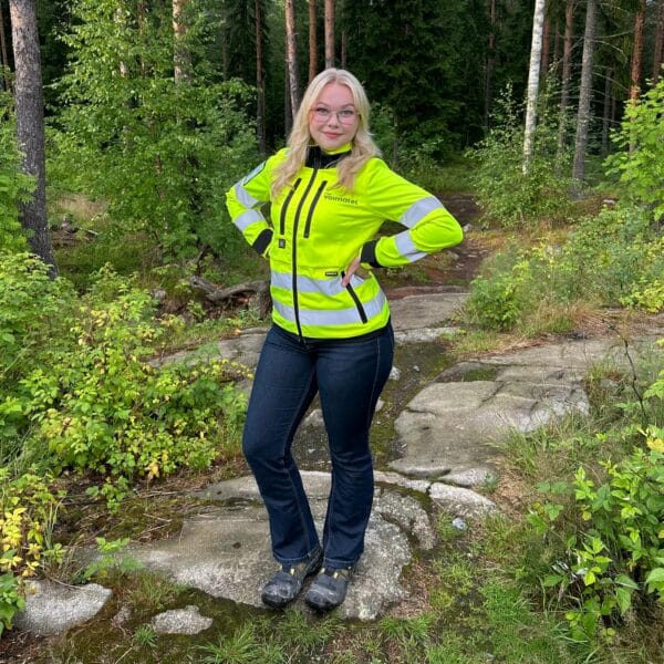 Voimatelin kesätyöntekijä Elli Vuolli